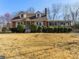 1514 Lakewood Dr, Woodbridge, VA 22192