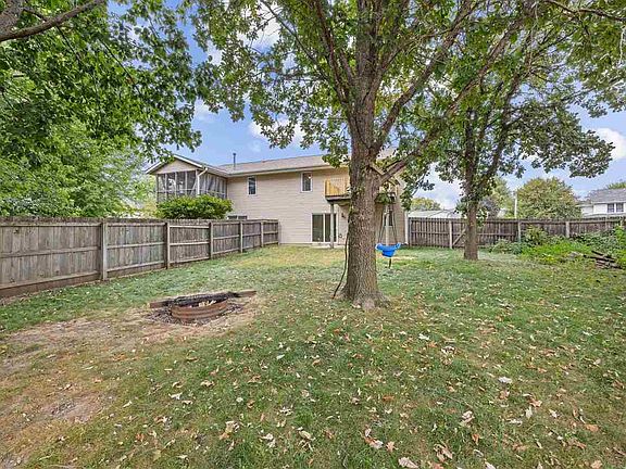 2nd image of 2038 Hannah Jo Ct