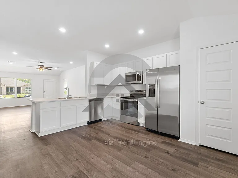 11 E Reliance Ct — Photo 4
