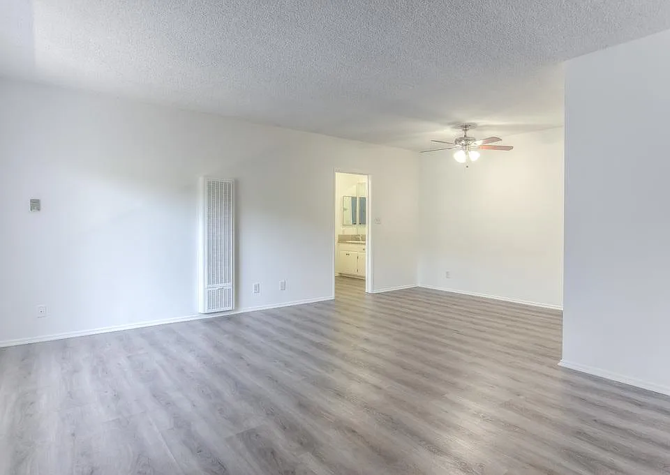 Model unit- Vacant units may slightly differ