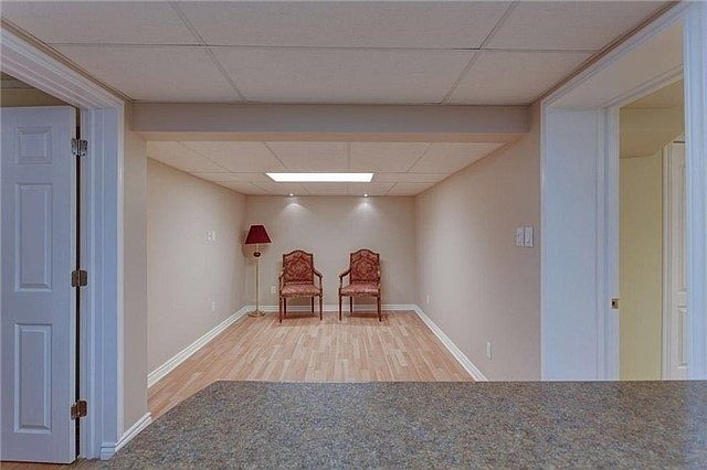 2nd image of 32 Bayberry Cres #L-1