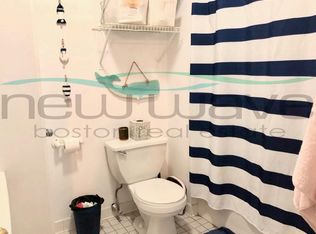 8 Cleveland Pl #11, Boston, MA 02113