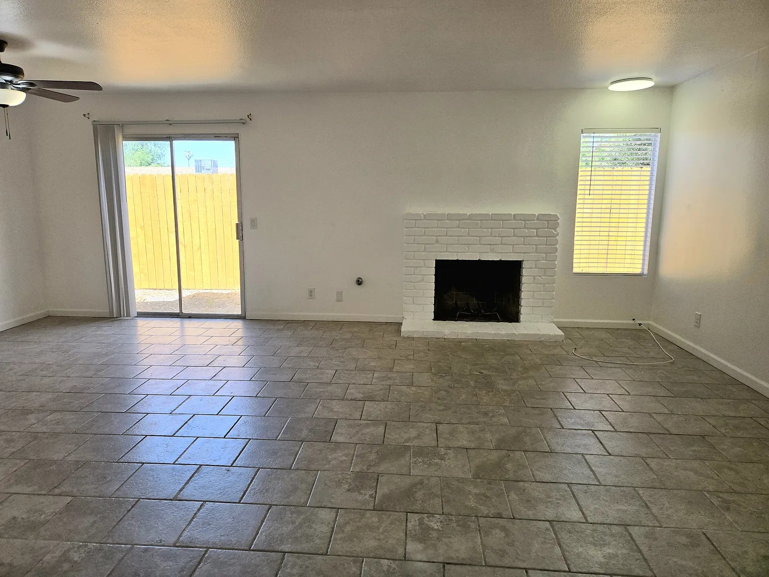 2 bed, 1148 sqft, $1,800 — Photo 4