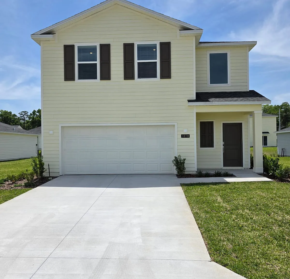 4 bed, 2.5 bath, 1879 sqft, $2,149 — Photo 1
