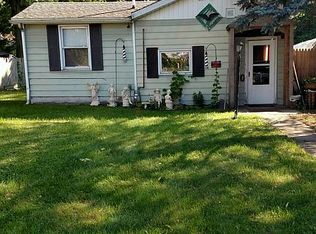 1820 Bayview Dr, Monroe, MI 48161