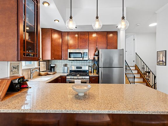 2nd image of 377 3rd St APT 1