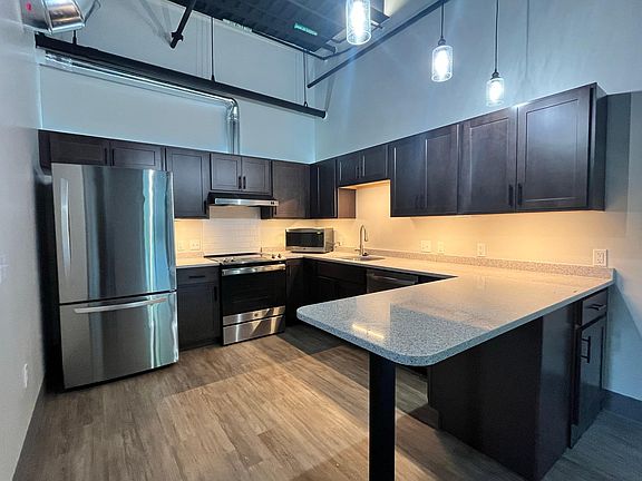 2nd image of 611 W Kalamazoo Ave #101