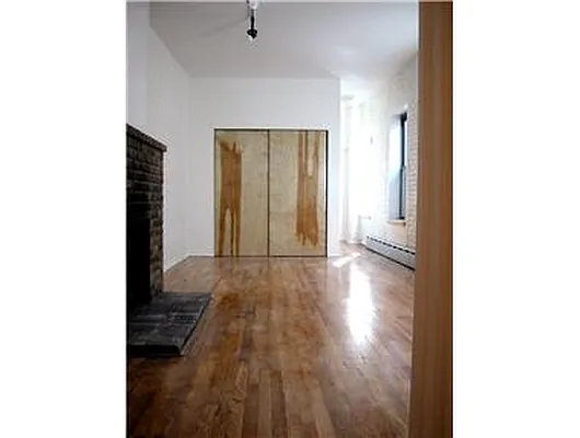 Rented by Douglas Elliman | media 29