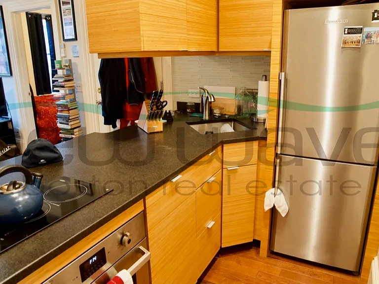 98 Myrtle St #3 — Photo 3