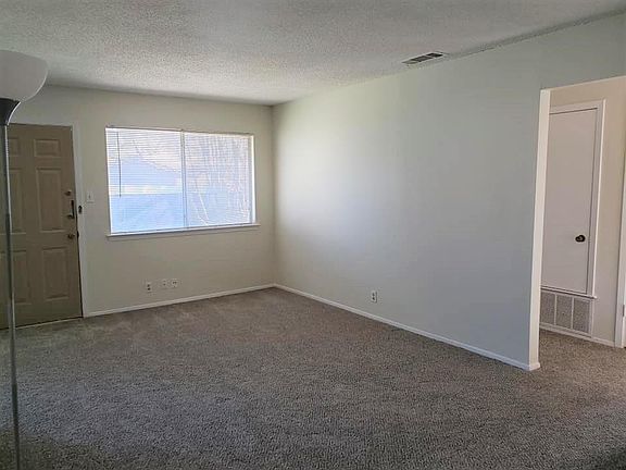 4th image of 6405 Sandshof Dr
