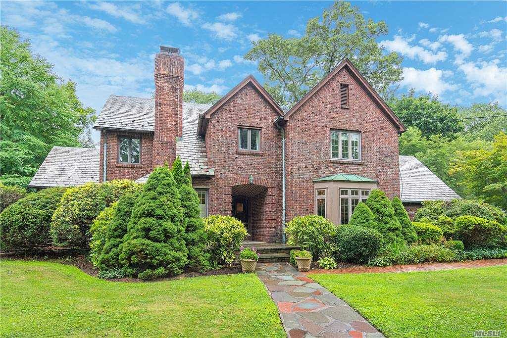 19 Carnegie Ave, Cold Spring Harbor, NY 11724 | Zillow