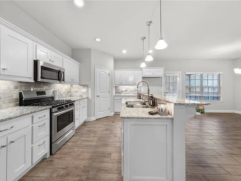 584 Quartz Way — Photo 9