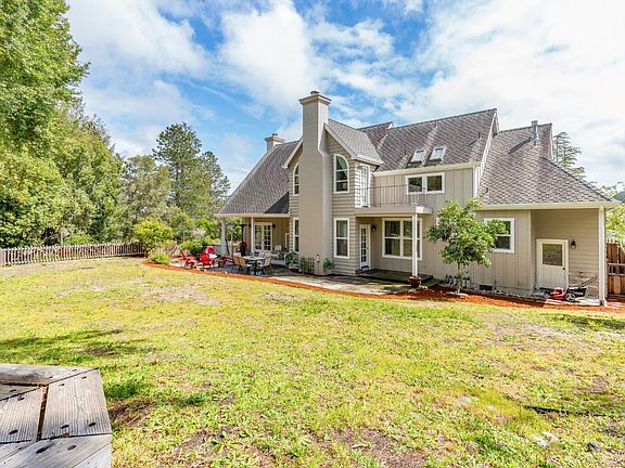 3rd image of 130 Brook Knoll Dr