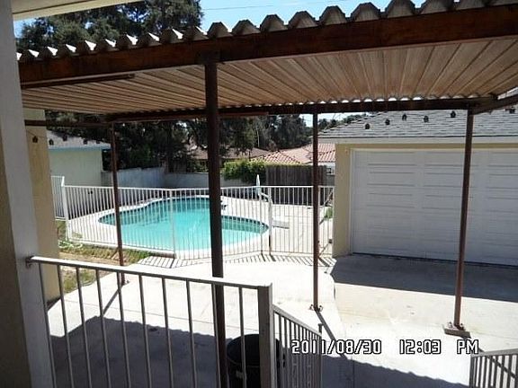 2nd image of 3300 Primavera St