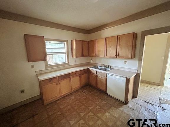 2nd image of 1308 N Whitten Ave