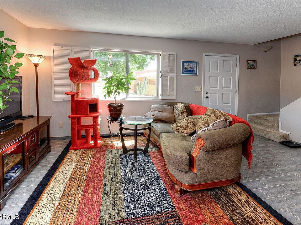1st image of 829 E Cochise Dr #A
