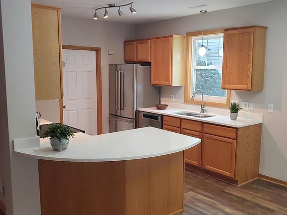 5th image of 8789 N Bay Dr