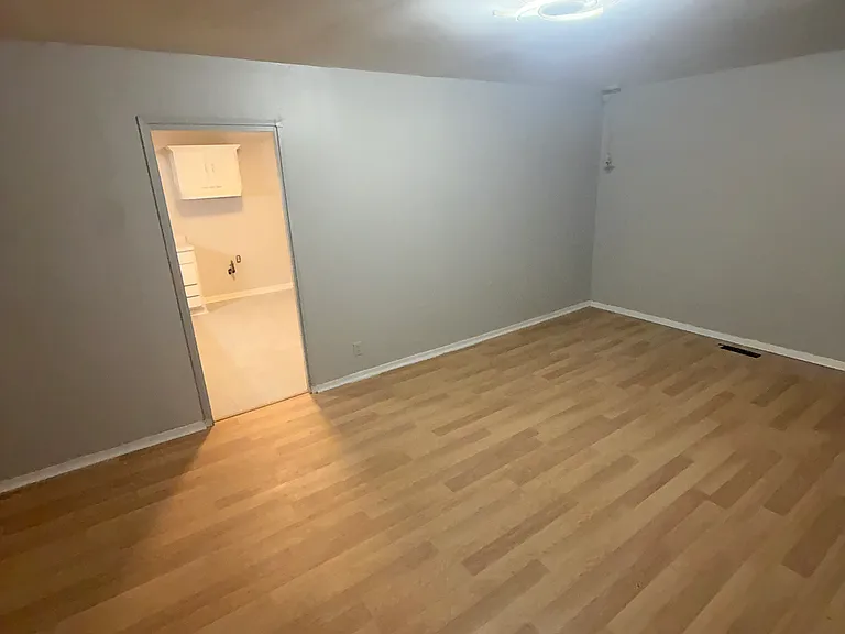 2571 E Melbrook Dr — Photo 17