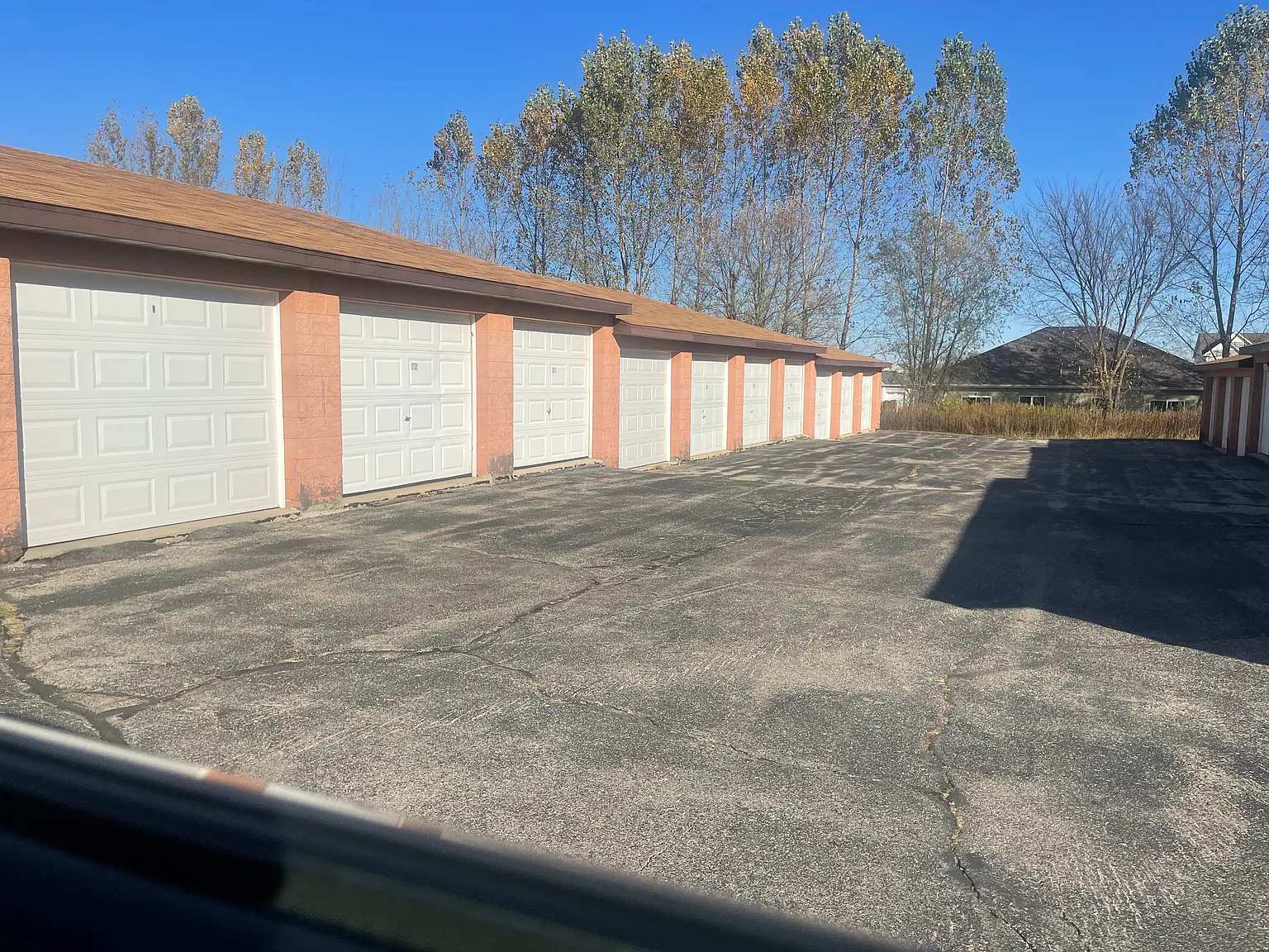 2 bed, 850 sqft, $1,050 — Photo 2