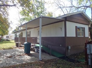 600 S Green St, Yates Center, KS 66783