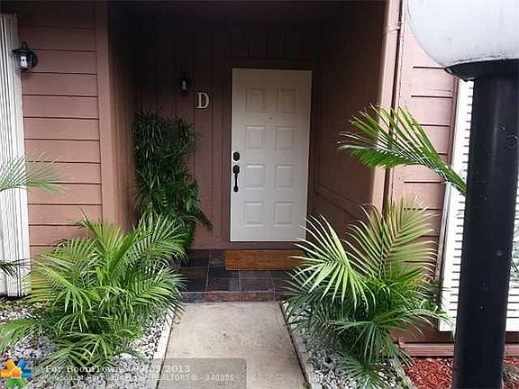 3rd image of 6187 Laurel Ln APT D