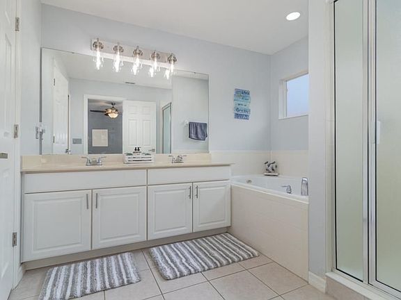 3rd image of 508 Orange Cosmos Blvd