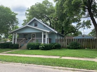 1200 Locust St, West Des Moines, IA 50265