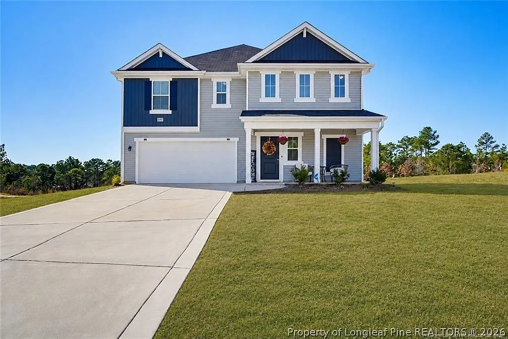 4 bed, 2.5 bath, 2375 sqft, $2,050 — Photo 1