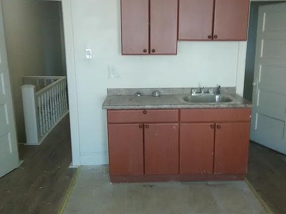 3rd image of 1410 N 52nd St #1