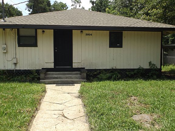 2nd image of 3004 W 16th St #W