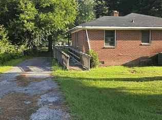 318 Jasper Ave, Hartsville, SC 29550