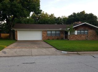 7625 Terry Dr, North Richland Hills, TX 76180