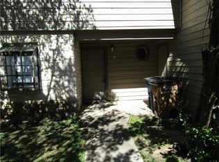 8904 Schick Rd APT B, Austin, TX 78729