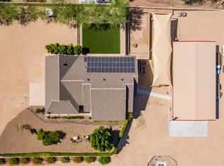 27 W Quartz Rock Rd, Phoenix, AZ 85085