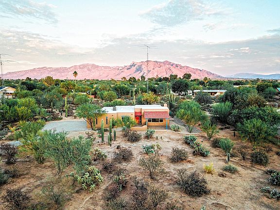 4th image of 8910 N Camino De La Tierra