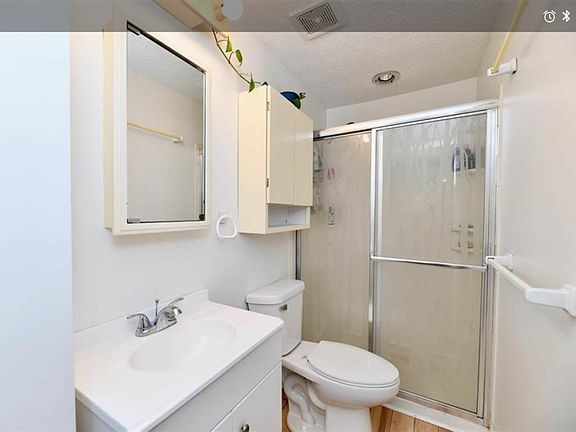 5th image of 9409 Thornwood Dr