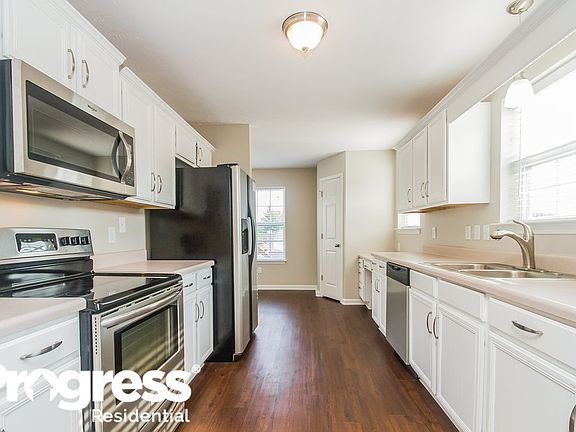 5th image of 206 Lake Forest Dr