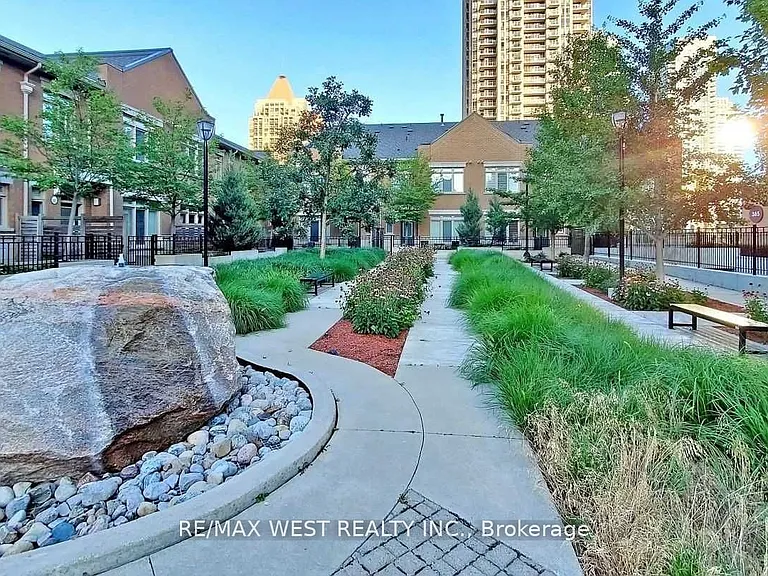 383 Prince Of Wales Dr #129 — Photo 20