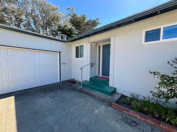 2nd image of 2741 Fleetwood Dr