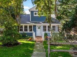 (Undisclosed Address), Miller Place, NY 11764