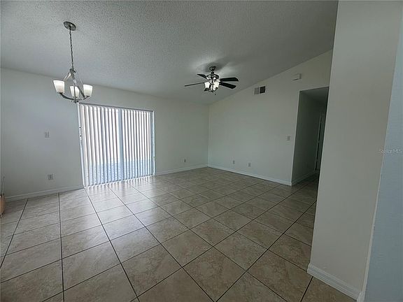 5th image of 2418 Harbor Rd