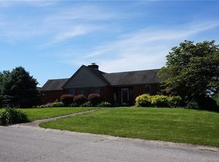 200 W Harriett St, Salem, IN 47167