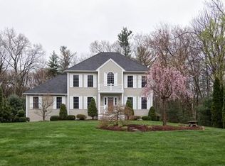5 Ruth Cir, Haverhill, MA 01832
