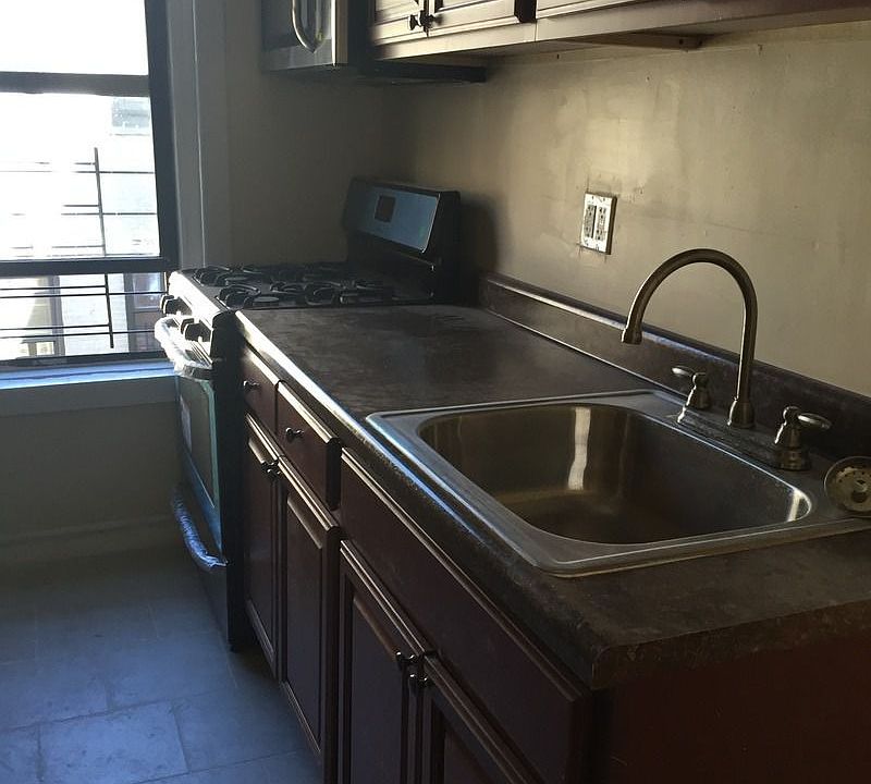 1st image of 1325 Eastern Pkwy APT 10B