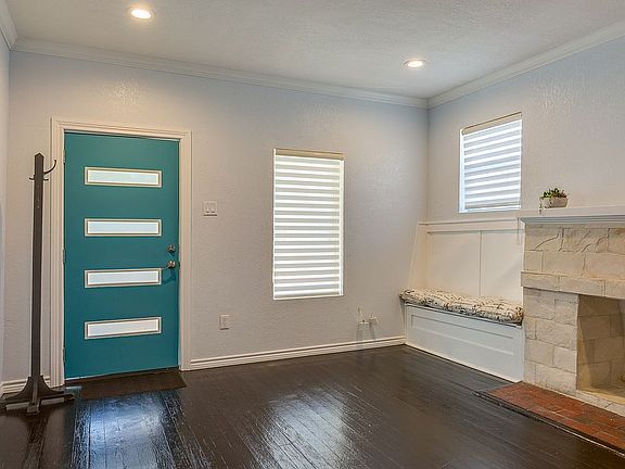 5th image of 333 University Ave