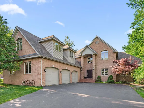10430 173rd Ave, Lowell, IN 46356