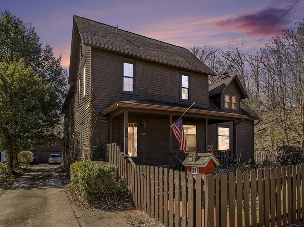 123 Delano St, Allegan, MI 49010