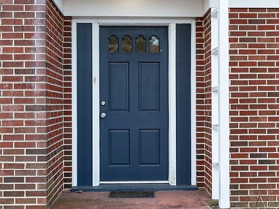 3rd image of 767 Fairgrounds Rd