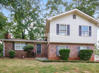 2047 Wellborn Close, Lithonia, GA