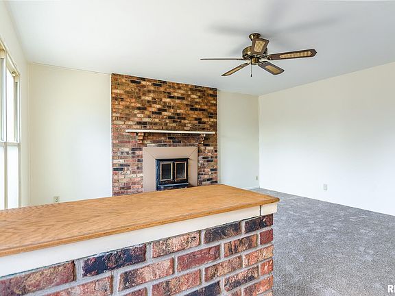 5th image of 215 N Linnhill Ln